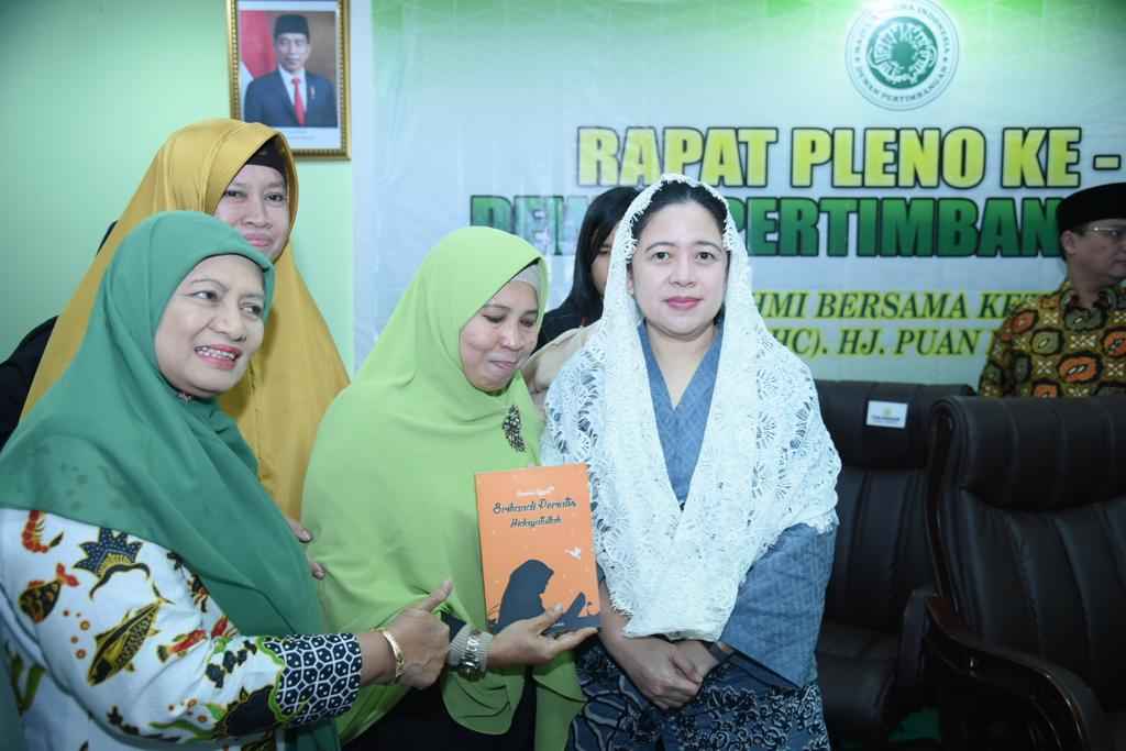 Hari Santri, Puan Berharap Santri Jadi Agen Perubahan Hari Santri, Puan Berharap Santri Jadi Agen Perubahan