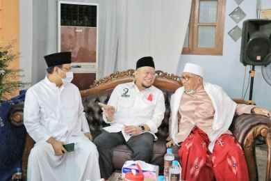 Hadiri Haul Mbah Hamid, Lanyalla Disebut Rajin Shalat Dhuha Hadiri Haul Mbah Hamid, Lanyalla Disebut Rajin Shalat Dhuha