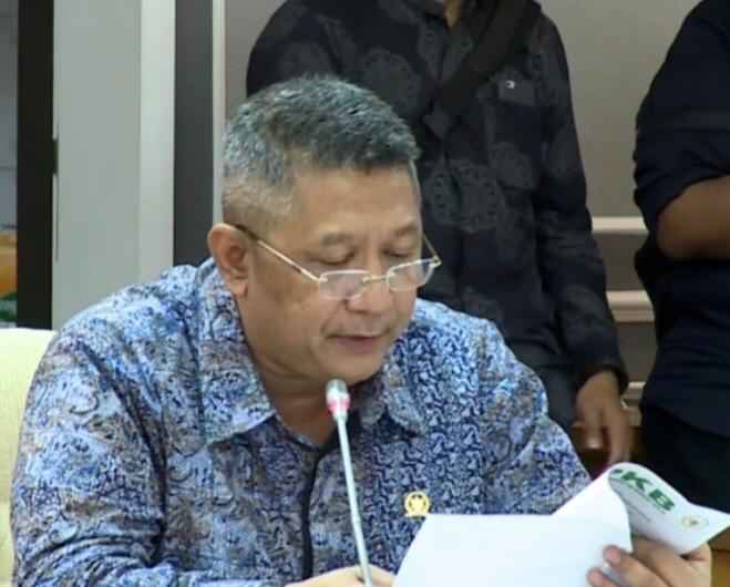 Langgar Prokes Covid-19, DPR: Kapolri Ingin Hukum Tegak Tanpa Pandang Bulu Langgar Prokes Covid-19, DPR: Kapolri Ingin Hukum Tegak Tanpa Pandang Bulu
