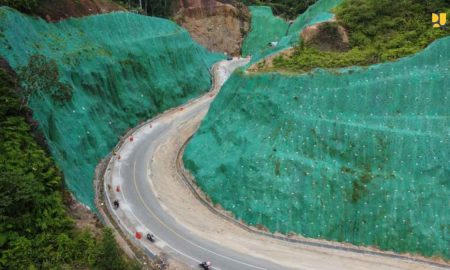 Dongkrak Ekonomi, PUPR: Infrastruktur  Kawasan Perbatasan Kalimantan Barat Terus Dilengkapi