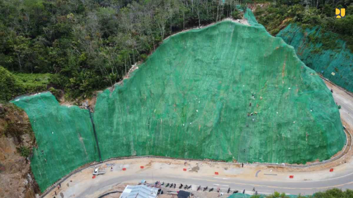 Topang Ekonomi Daerah, PUPR Selesaikan Jalan Pintas Rampa- Poriaha 18,50 Km