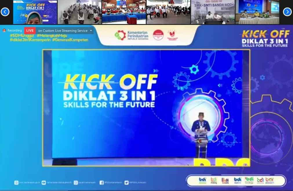 Kemenperin: Diklat 3 in 1 Mampu Sediakan Tenaga Kerja Industri Kemenperin: Diklat 3 in 1 Mampu Sediakan Tenaga Kerja Industri