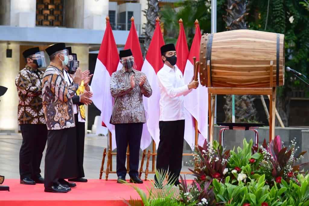 Presiden: Istiqlal Tak Hanya Megah, Harus Jadi Sarana Tingkatkan Iman dan Takwa Umat Presiden: Istiqlal Tak Hanya Megah, Harus Jadi Sarana Tingkatkan Iman dan Takwa Umat
