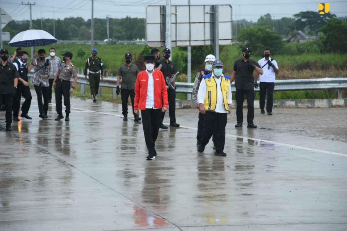 Resmi Beroperasi, Tol Kapalbetung Dongkrak Efisiensi Distribusi Logistik Sumsel Resmi Beroperasi, Tol Kapalbetung Dongkrak Efisiensi Distribusi Logistik Sumsel