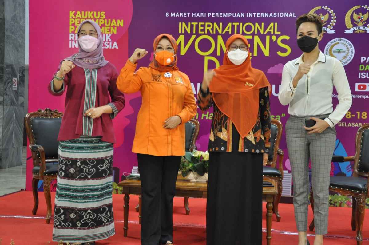 Komite III DPD RI Memberikan Kesempatan Inovator Indonesia Memenuhi Kebutuhan Vaksin yang Besar Komite III DPD RI Memberikan Kesempatan Inovator Indonesia Memenuhi Kebutuhan Vaksin yang Besar