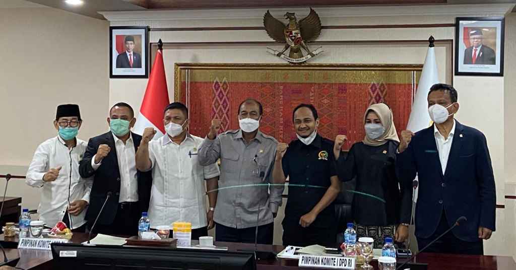 DPD RI Bentuk Kaukus Daerah Kepulauan Untuk Percepatan Pembahasan RUU Daerah Kepulauan DPD RI Bentuk Kaukus Daerah Kepulauan Untuk Percepatan Pembahasan RUU Daerah Kepulauan