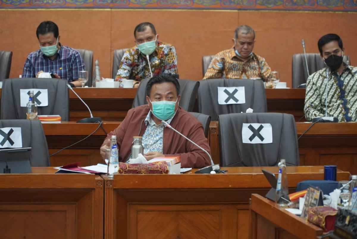 Ditekan DPR, Mendag Janji Takkan Impor Beras Saat Panen Ditekan DPR, Mendag Janji Takkan Impor Beras Saat Panen