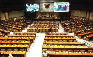 Paripurna DPR Setujui RUU EBT Masuk Prolegnas 2021 Paripurna DPR Setujui RUU EBT Masuk Prolegnas 2021