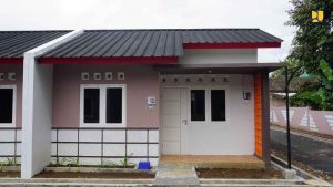 PUPR Serahkan 25 Unit Rumah MBR Magelang