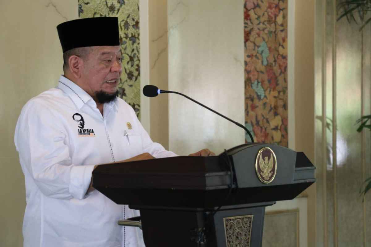 Ketua DPD RI Minta Pemerintah Perhatikan Aspirasi Rakyat Sebelum Menaikkan Biaya Haji 2021 Ketua DPD RI Minta Pemerintah Perhatikan Aspirasi Rakyat Sebelum Menaikkan Biaya Haji 2021
