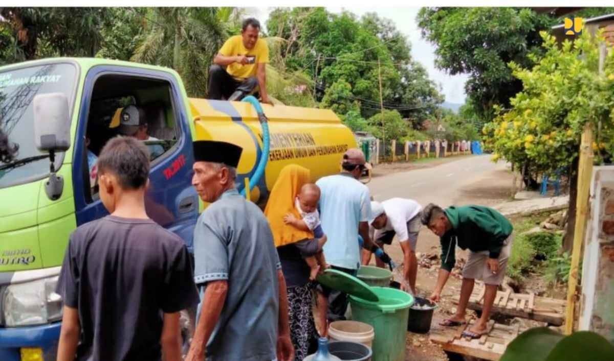PUPR Lakukan Sejumlah Langkah Tanggap Darurat Bencana Banjir NTT dan NTB PUPR Lakukan Sejumlah Langkah Tanggap Darurat Bencana Banjir NTT dan NTB