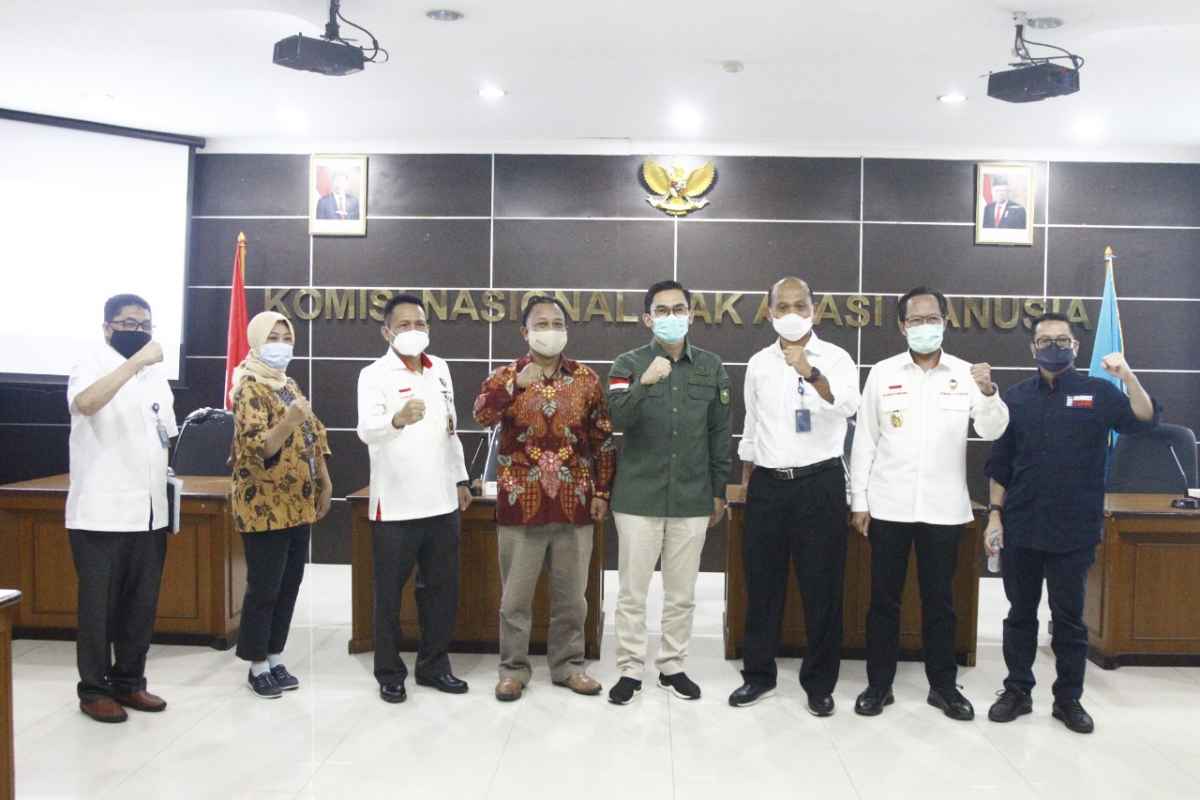 BAP DPD RI dan Komnas HAM Bahas Penanganan Dampak Penambangan Timah di Bangka BAP DPD RI dan Komnas HAM Bahas Penanganan Dampak Penambangan Timah di Bangka