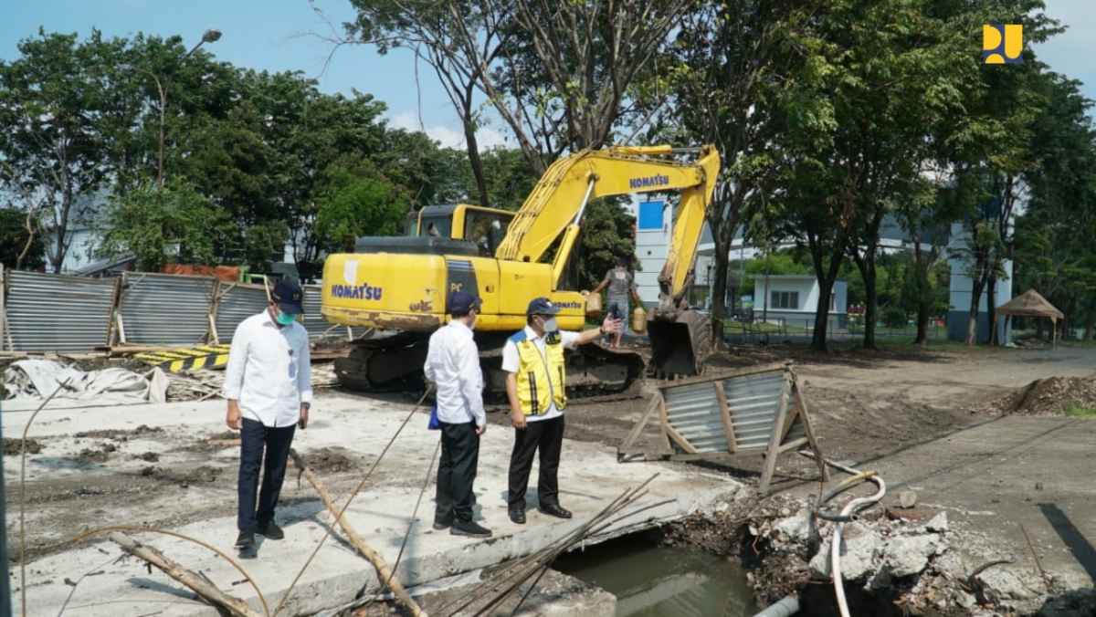 Cegah Banjr, PUPR Kebut Perbaikan Drainase Jalan Akses Bandara Juanda Surabaya Cegah Banjr, PUPR Kebut Perbaikan Drainase Jalan Akses Bandara Juanda Surabaya
