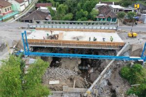 Jembatan Lodukuh Diresmikan, Ekonomi Masyarakat Wonosobo-Temanggung Bangkit Jembatan Lodukuh Diresmikan, Ekonomi Masyarakat Wonosobo-Temanggung Bangkit