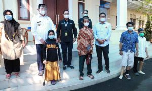 Gandeng AP II, WH  Serahkan Bantuan 56 Pasang Kaki Palsu Untuk Penyandang Disabilitas