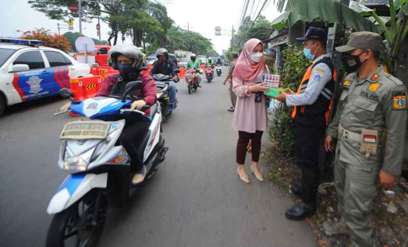 BTN Peduli Keselamatan Petugas PPKM BTN Peduli Keselamatan Petugas PPKM