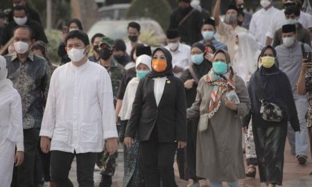 Sylviana Murni Sebut Alm. Surjadi Soedirdja Sosok yang Religius
