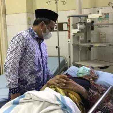 Setelah dari RSUD Salatiga, KH Miftahul Akhar Dirujuk ke RS Surabaya