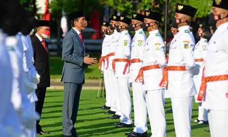 Presiden Jokowi Kukuhkan 68 Anggota Paskibraka 2021