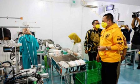 Kunjungi PT Hetzer Medical Indonesia, Bamsoet Dukung Produsen Masker Dalam Negeri