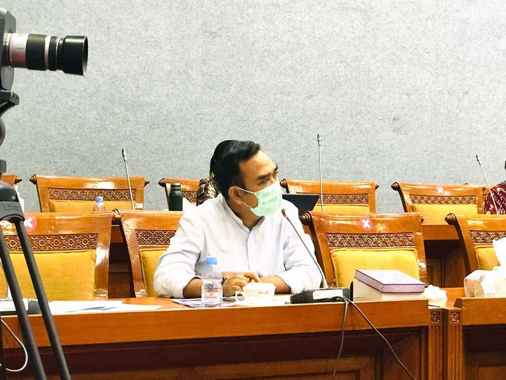 Guna Bangkitkan Ekonomi Daerah, Ali Zamroni: Menparekraf Fokus Saja Genjot Wisatawan Nusantara Guna Bangkitkan Ekonomi Daerah, Ali Zamroni: Menparekraf Fokus Saja Genjot Wisatawan Nusantara