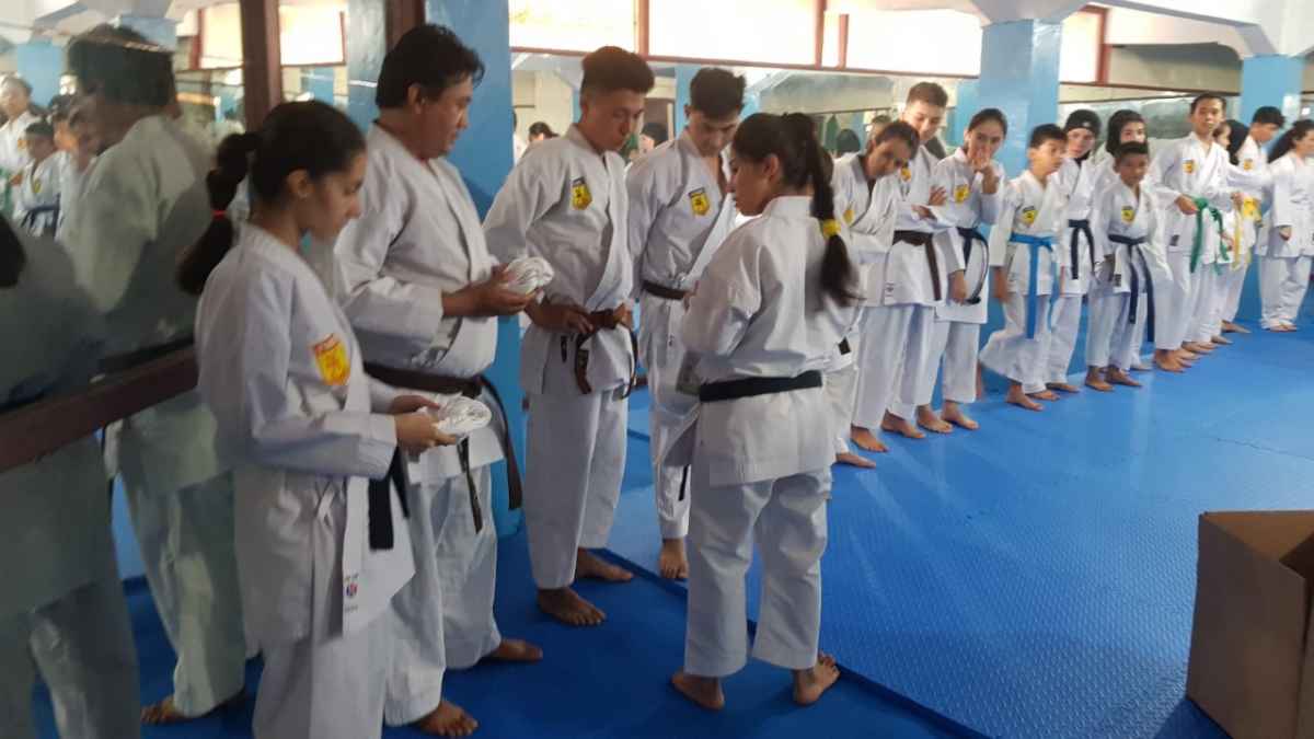 Wahana Beri Pelatihan Karate Untuk Pengungsi Afganistan Wahana Beri Pelatihan Karate Untuk Pengungsi Afganistan