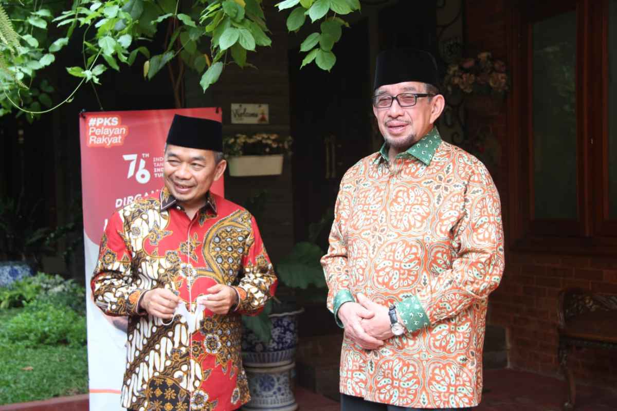 Jazuli Juwaini : PKS Serius Menjaga Aqidah Ahlussunah Wal Jamaah Jazuli Juwaini : PKS Serius Menjaga Aqidah Ahlussunah Wal Jamaah