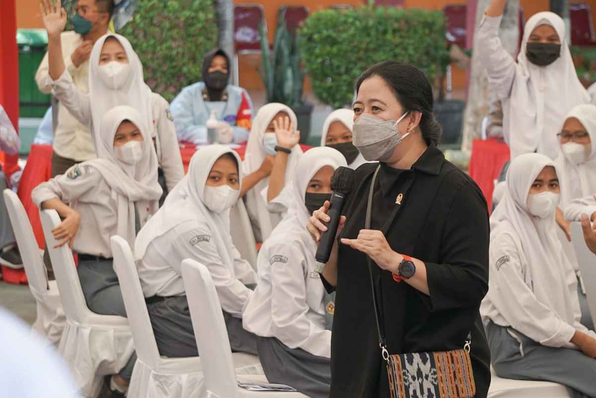 Masyarakat Bingung, Ketua DPR Minta Pemerintah Jelaskan Soal PCR Syarat Semua Penerbangan Masyarakat Bingung, Ketua DPR Minta Pemerintah Jelaskan Soal PCR Syarat Semua Penerbangan