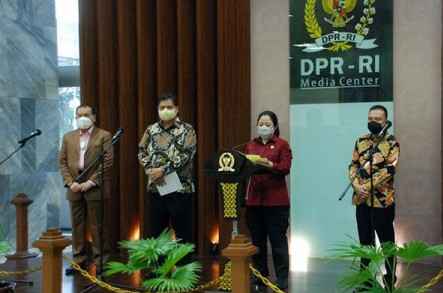 HUT 57 Tahun, Mukhtarudin: Airlangga Mampu Stabilkan Partai Golkar HUT 57 Tahun, Mukhtarudin: Airlangga Mampu Stabilkan Partai Golkar