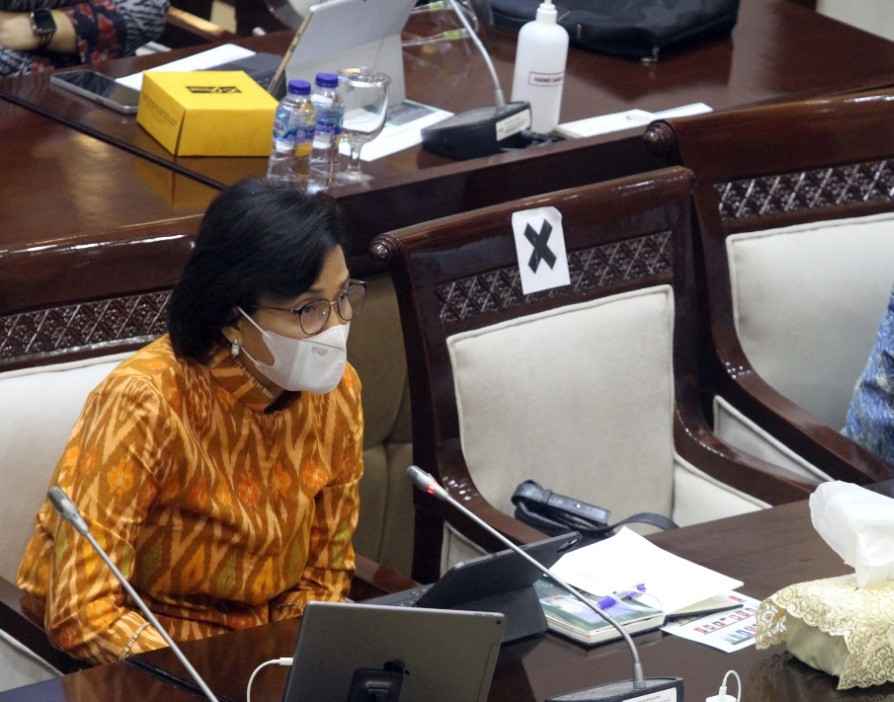 Cegah Barang China, Menkeu Didesak Perpanjang Safeguard Ubin Keramik
