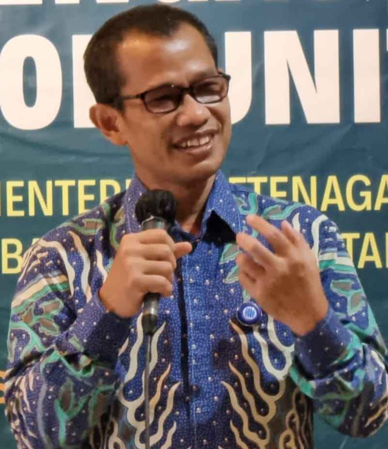 Globalisasi dan Strategi Kompetisi Korporasi Globalisasi dan Strategi Kompetisi Korporasi