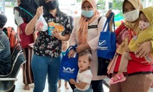 YWA-WOM Finance Bantu Gizi Balita Keluarga Terdampak Covid-19