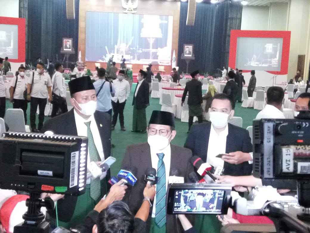 Pimpinan DPR Ajak Masyarakat Doakan Kesembuhan SBY Pimpinan DPR Ajak Masyarakat Doakan Kesembuhan SBY