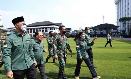 Aneh, DPR Ngebut Banget Proses Pergantian Panglima TNI