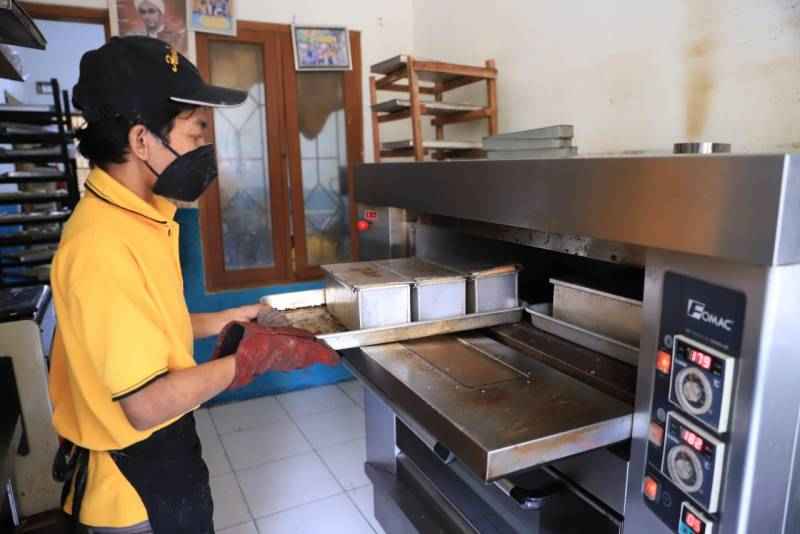 UMKM Binaan Pemkot Tangerang, Annisa Bakery Raup Omset Rp60 Juta/Bulan UMKM Binaan Pemkot Tangerang, Annisa Bakery Raup Omset Rp60 Juta/Bulan