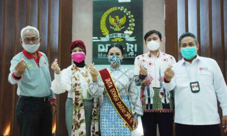 Anggota FPDI-P Krisdayanti Jadi Duta Donor Darah DPR RI