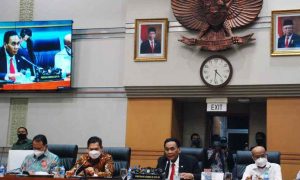 Wah....Insiden Adu Mulut di Bandara Masuk Agenda Ragab DPR?