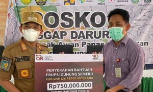OJK-IJK Bantu Rp750 Juta Untuk Korban Bencana Gunung Semeru