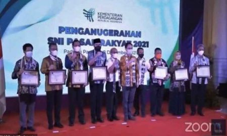 Anugerah SNI Pasar Rakyat, Wamendag Optimis Revitalisasi Pasar Rakyat Mampu Pulihkan Ekonomi Nasional
