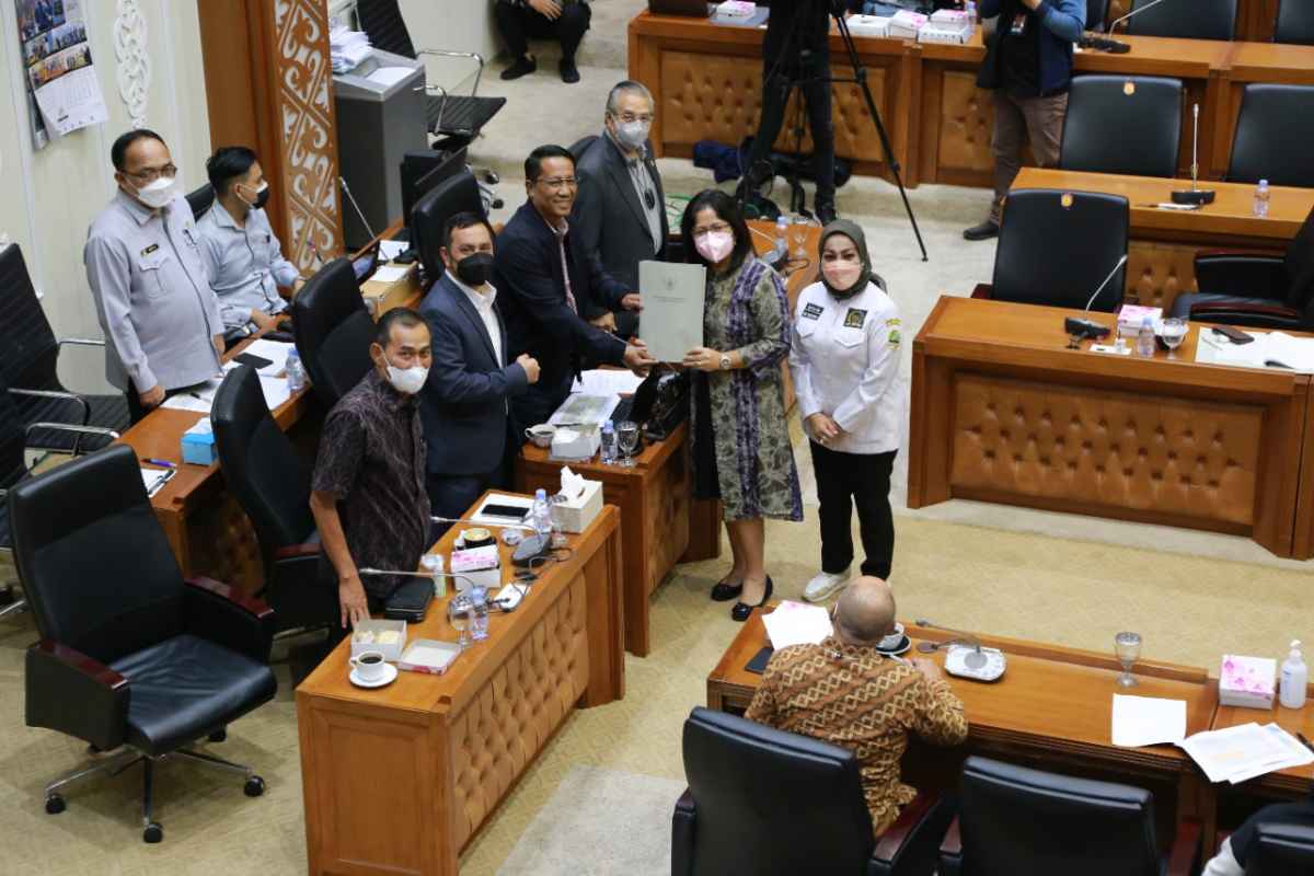 DPD RI Usulkan 5 RUU Prolegnas Prioritas Tahun 2022 DPD RI Usulkan 5 RUU Prolegnas Prioritas Tahun 2022