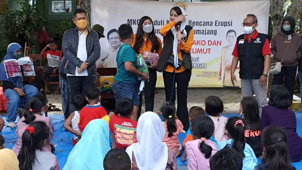 MKGR Gelar Giat Aksi Kemanusiaan Untuk Korban Erupsi Semeru MKGR Gelar Giat Aksi Kemanusiaan Untuk Korban Erupsi Semeru