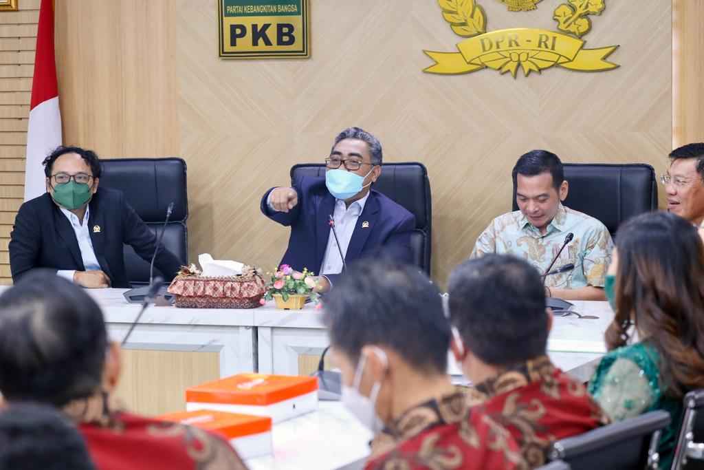Gelar Perayaan Natal, PKB Tekankan Pentingnya Persaudaraan Gelar Perayaan Natal, PKB Tekankan Pentingnya Persaudaraan