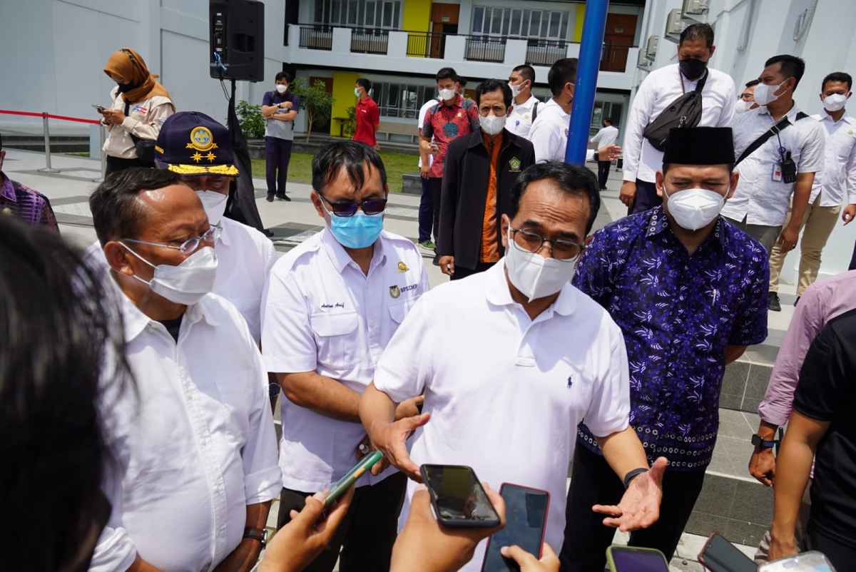 Menhub : Budaya Tertib Berlalu Lintas Harus Ditanamkan Sejak Dini Menhub : Budaya Tertib Berlalu Lintas Harus Ditanamkan Sejak Dini