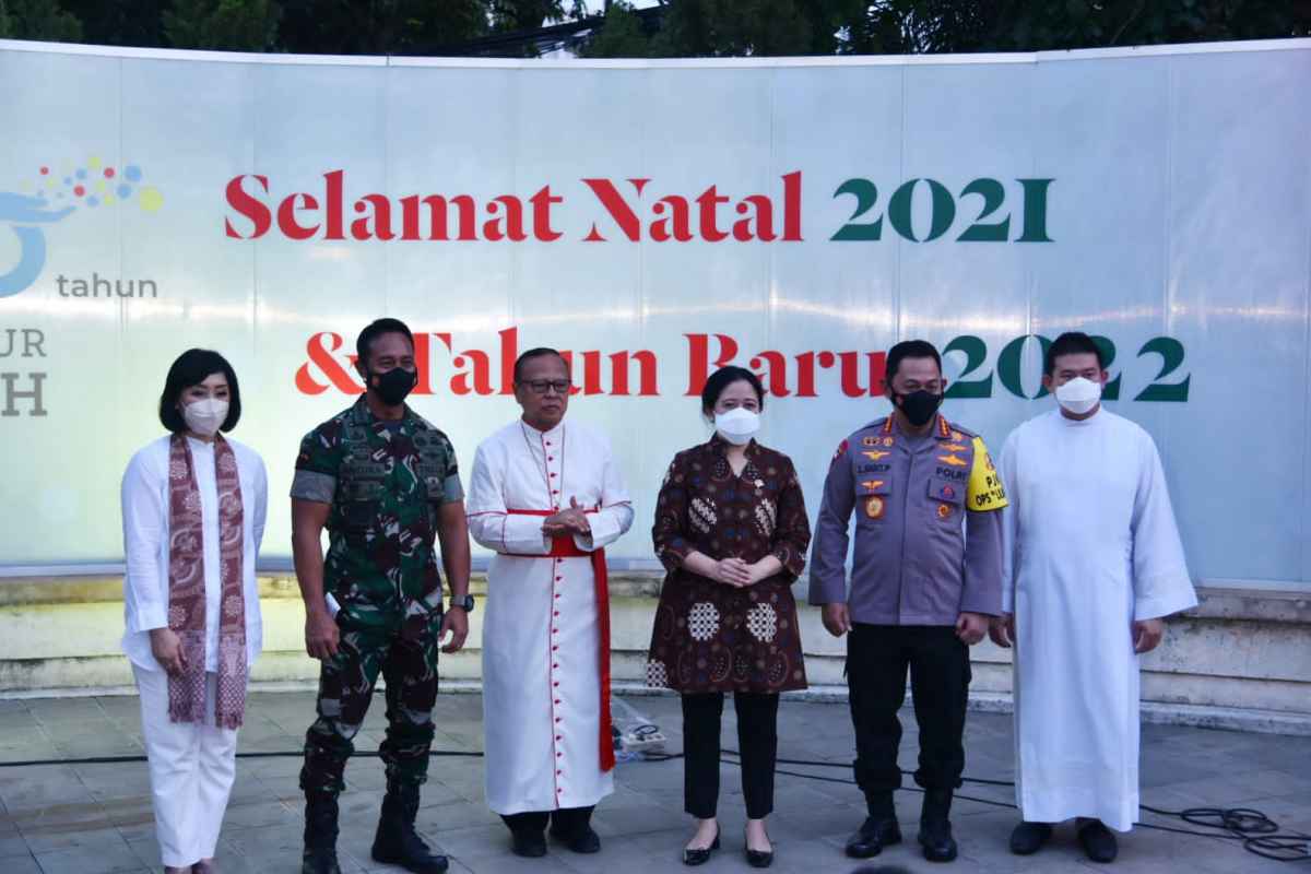 Puan: Mari Isi Perayaan Natal dengan Penuh Kasih untuk Teguhkan Kebinekaan Puan: Mari Isi Perayaan Natal dengan Penuh Kasih untuk Teguhkan Kebinekaan