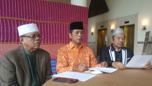 KH Amirullah, Mabroer dan KH Muhammad Ruslan Mendorong JK Untuk Turun Mengatasi Muktamar NU