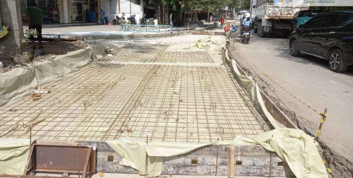 Proyek Peningkatan Jalan Husen Sastra Negara Terancam Tidak Selesai