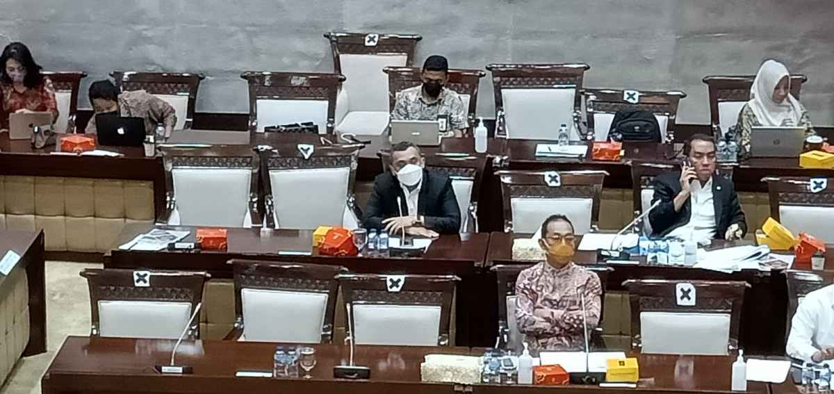 Ahmad Najib: OJK Tak Serius Tuntaskan Kasus Asuransi Ahmad Najib: OJK Tak Serius Tuntaskan Kasus Asuransi