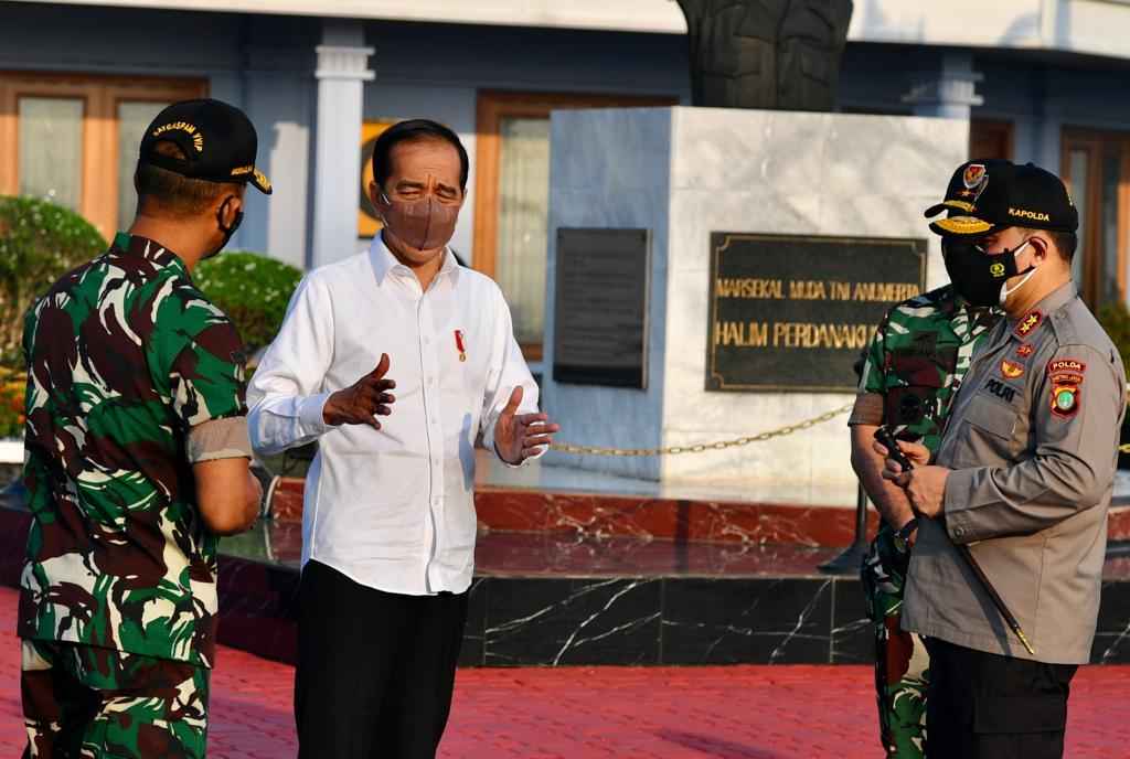 Presiden Jokowi Tegaskan Vaksin Booster Gratis untuk Seluruh Masyarakat Presiden Jokowi Tegaskan Vaksin Booster Gratis untuk Seluruh Masyarakat