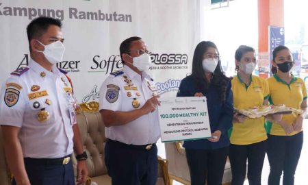 Tingkatkan Prokes Di Simpul Transportasi, Kemenhub Bagikan 10.000 Paket Health Care Gratis