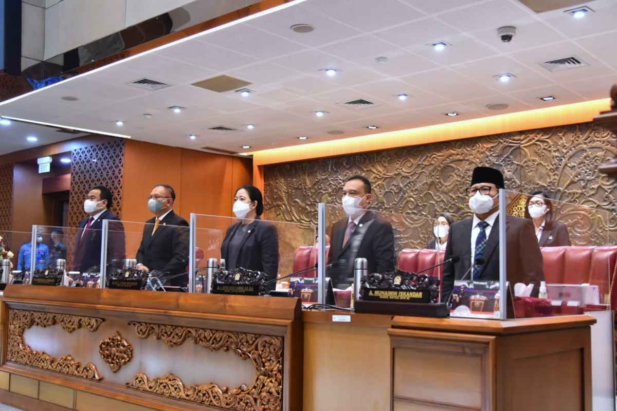 RUU TPKS Sah Jadi Inisiatif DPR, Puan Minta Presiden Segera Kirim Surpres RUU TPKS Sah Jadi Inisiatif DPR, Puan Minta Presiden Segera Kirim Surpres